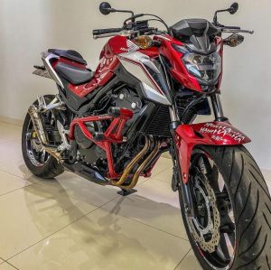 STREET CAGE CB300F Twister – Stunt Race Brasil